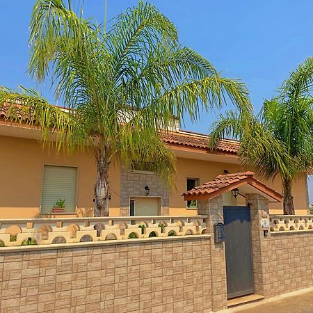 B&B Afrodite Leporano Bagian luar foto