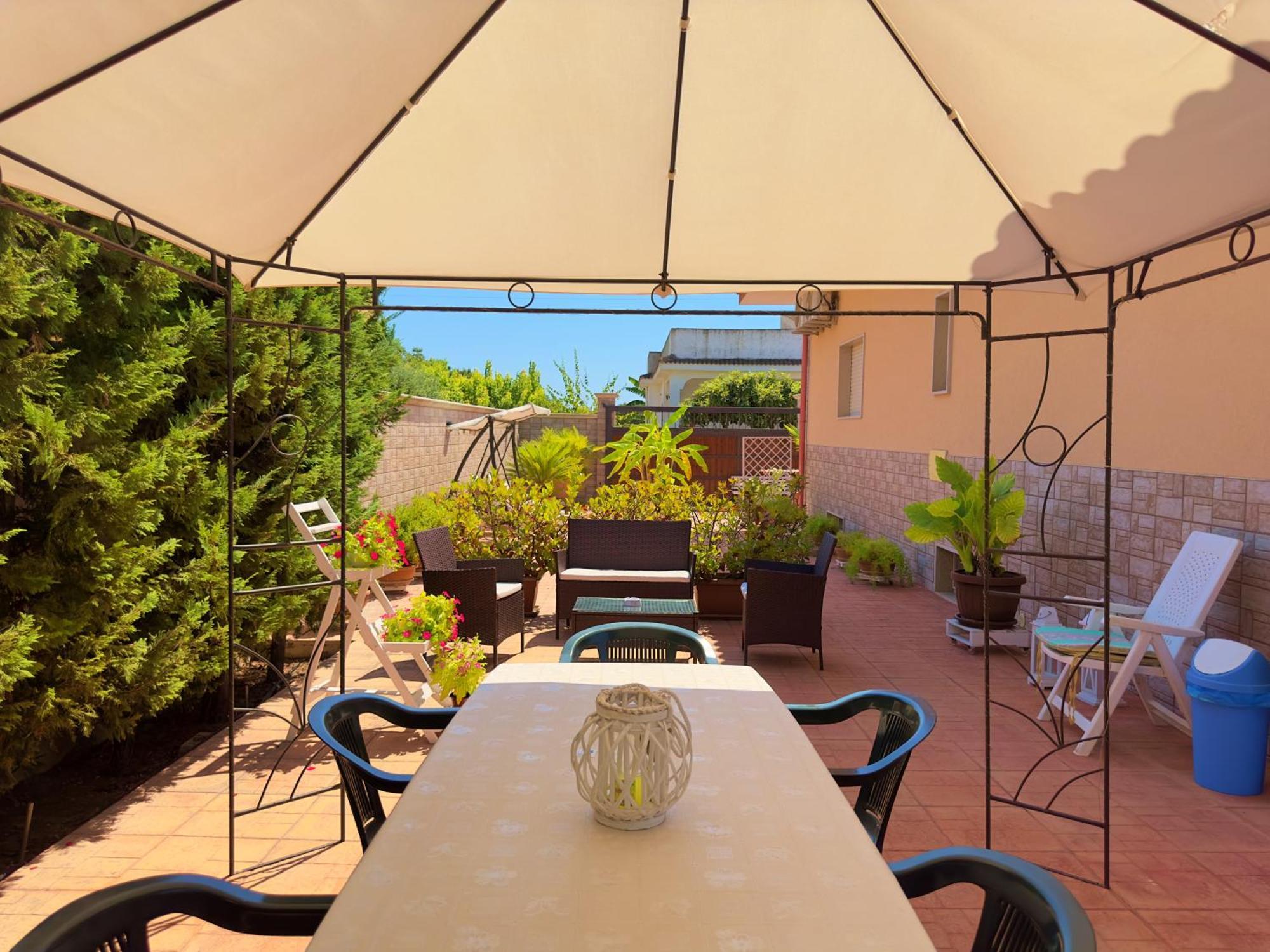 B&B Afrodite Leporano Bagian luar foto